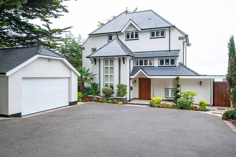 Tar and chip driveway, image 1
