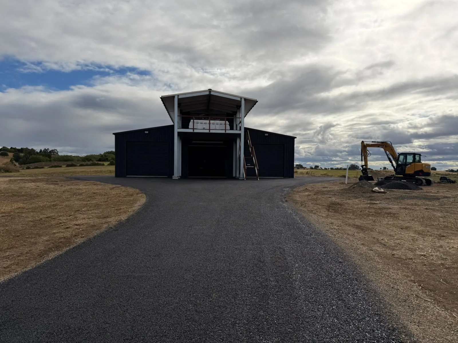 Surface dressing in rural Australia with RTB Civil, image 9