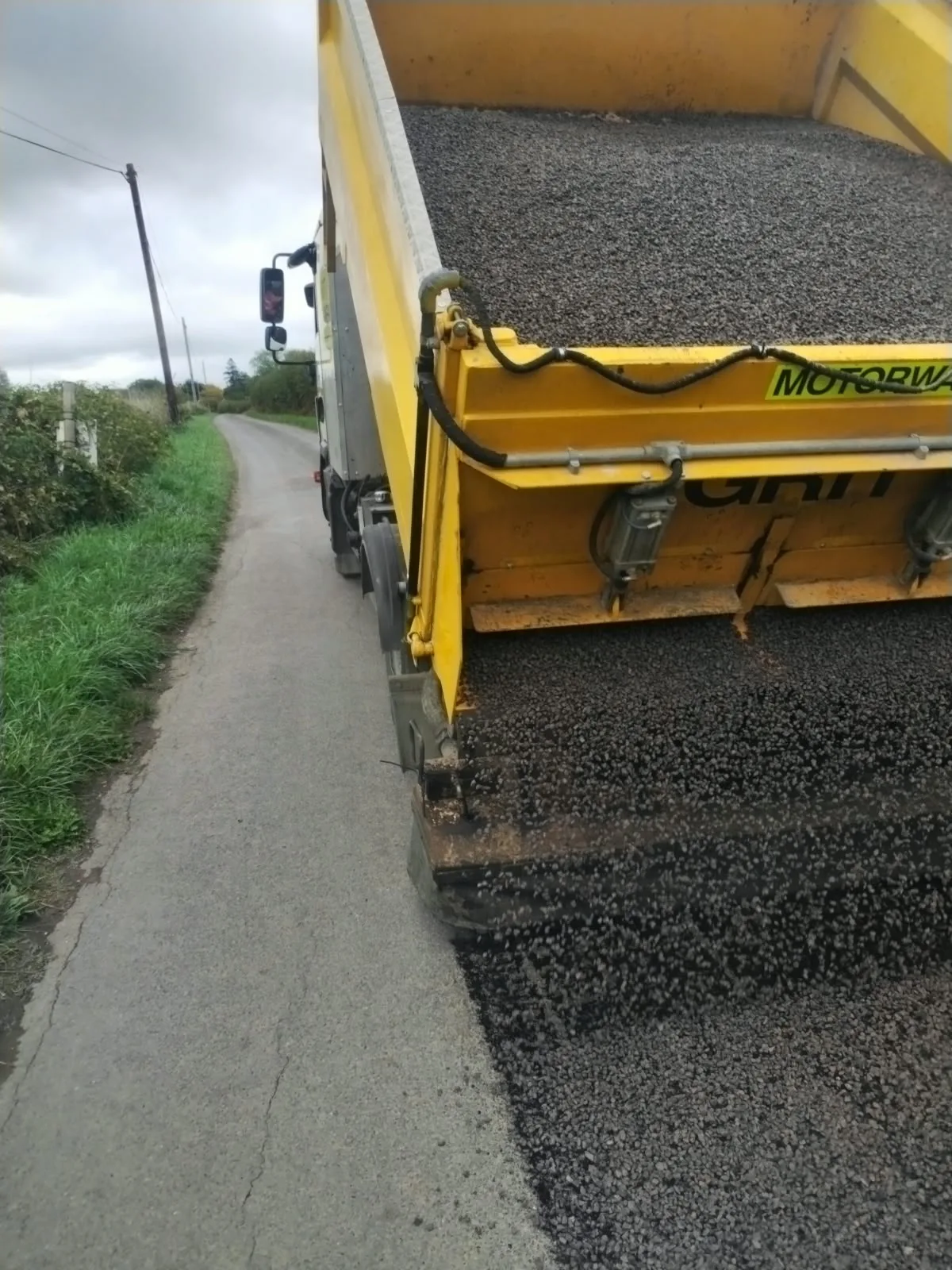 Estate road surface dressing, Lock Farm Estate, image 13