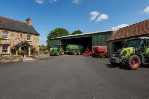Tarmac & Asphalt, image 1